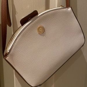 Anne Klein off white shoulder bag.